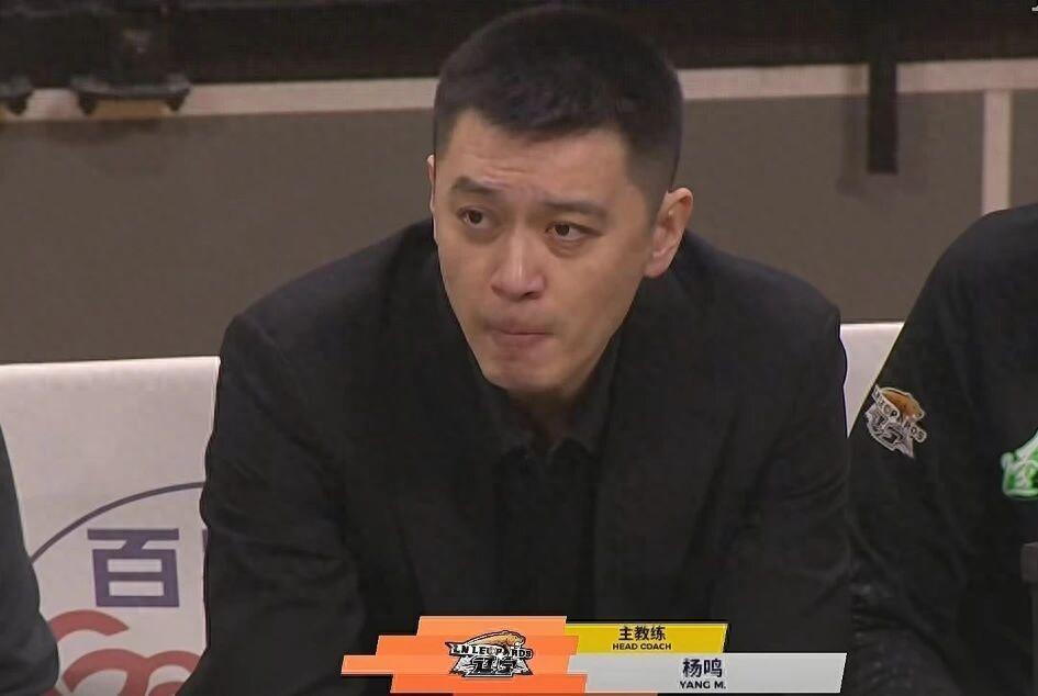世界杯比赛高清观看软件-曝杨鸣欲请辞辽宁男篮主教练曾凡博伤病加重 周鹏职业生涯里程碑